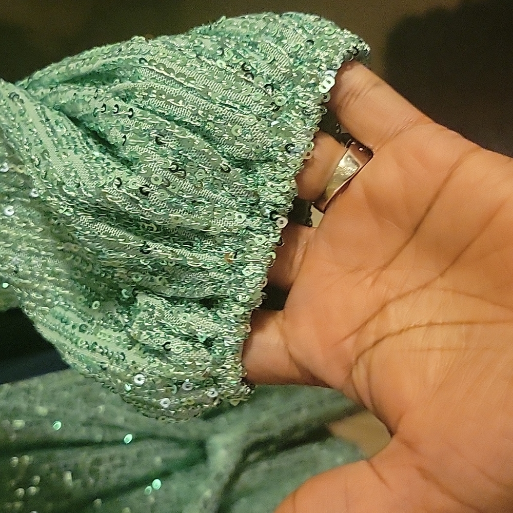 Dress - Picture 5 of 5